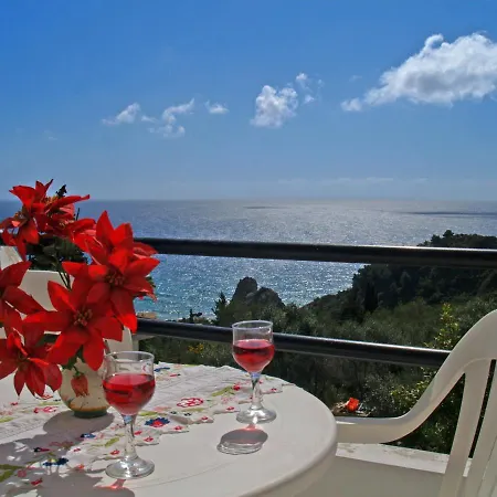 With Swimming Pool And Panorama Sea View - Apartament *